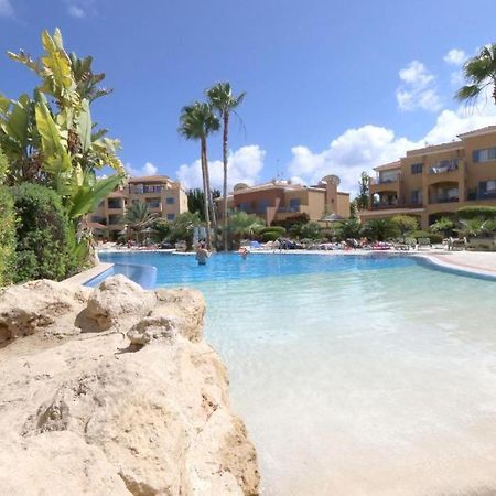 Limnaria Gardens B Lägenhet Paphos Exteriör bild